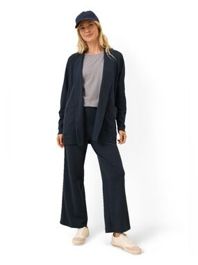 Pact organic cotton airplane pintuck wide leg pant ONLY